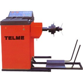 BALANCEADORA DE RUEDA DESMONTADA CAMIÓN